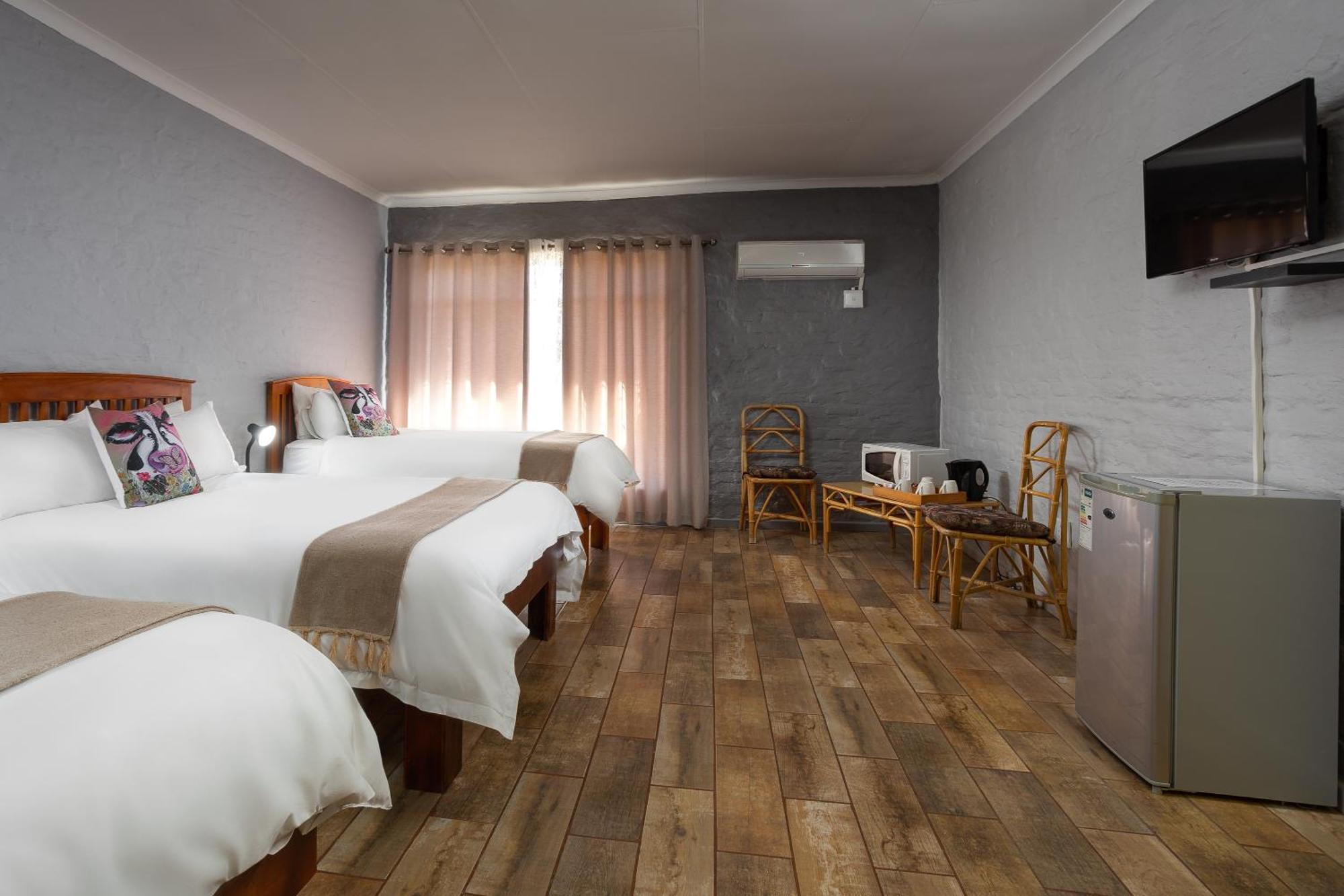 Merino Inn Hotel Colesberg Exterior photo
